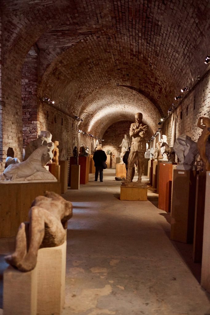 Galerie soch v kasematech Bastionu IV